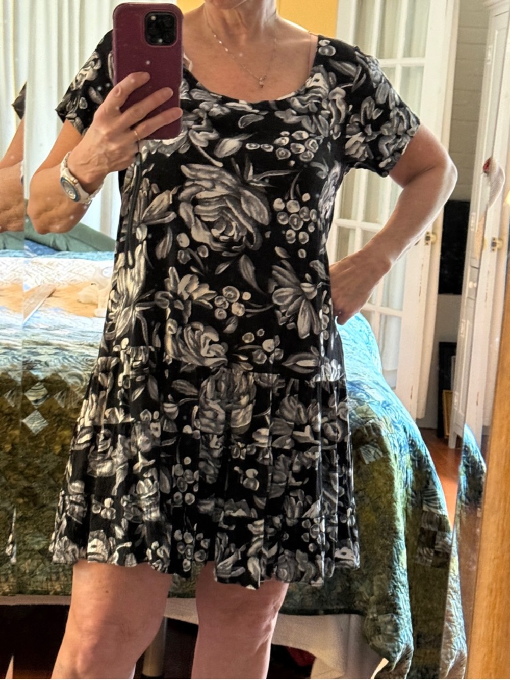 Black and White Floral Short Sleeve Dress